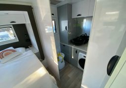 
										2023 Regent Cruiser full									