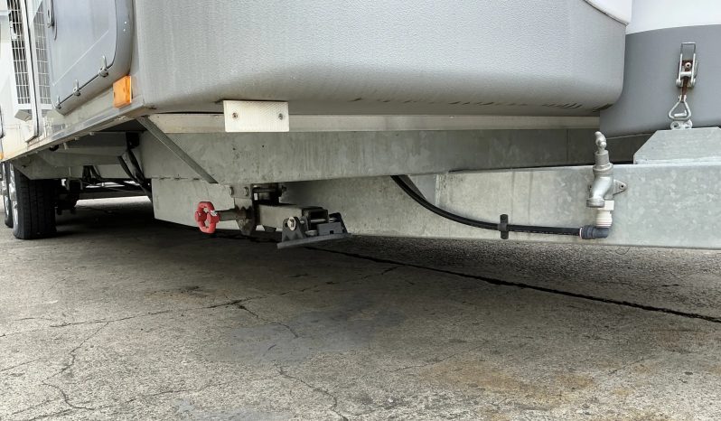 
								2019 Jayco Journey full									