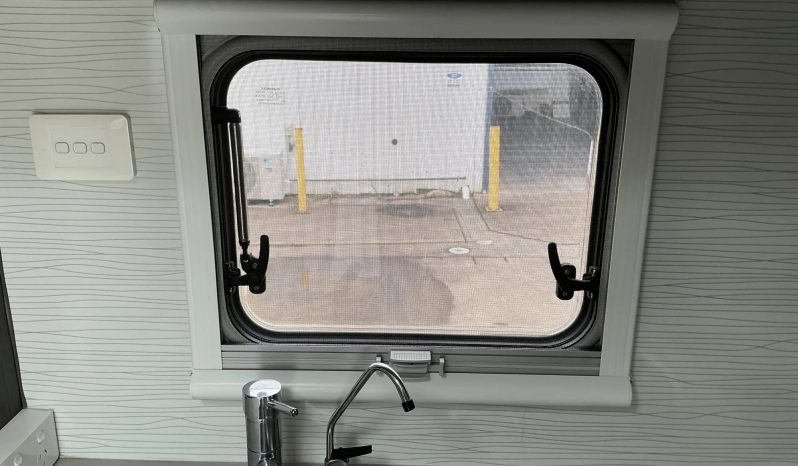 
								2019 Jayco Journey full									