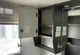 
										2019 Jayco Journey full									