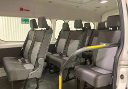 
										2020 Toyota Hiace full									