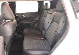 
										2024 Mitsubishi Outlander full									