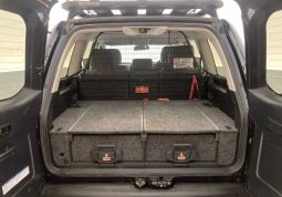 
										2019 Toyota Landcruiser full									