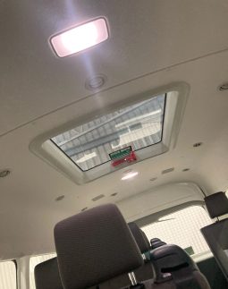 
										2020 Toyota Hiace full									