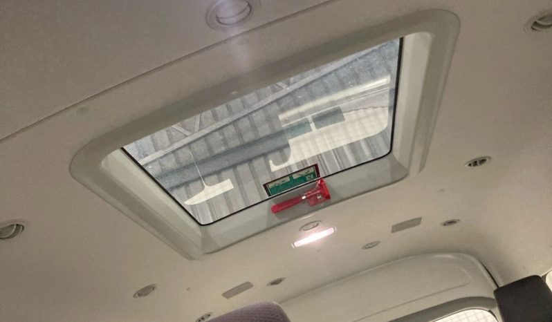 
								2020 Toyota Hiace full									