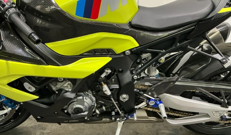 
								2023 BMW M 1000 RR full									