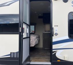 
										2017 Forest River Sonoma full									