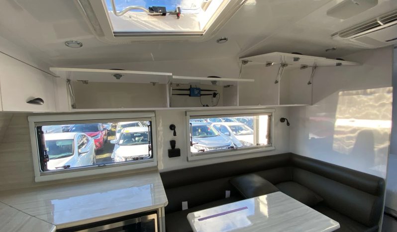 
								2023 Regent Cruiser full									