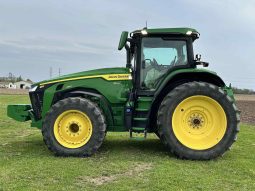 
										2022 JOHN DEERE 8R 250 full									