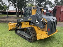
										2023 DEERE 333G full									