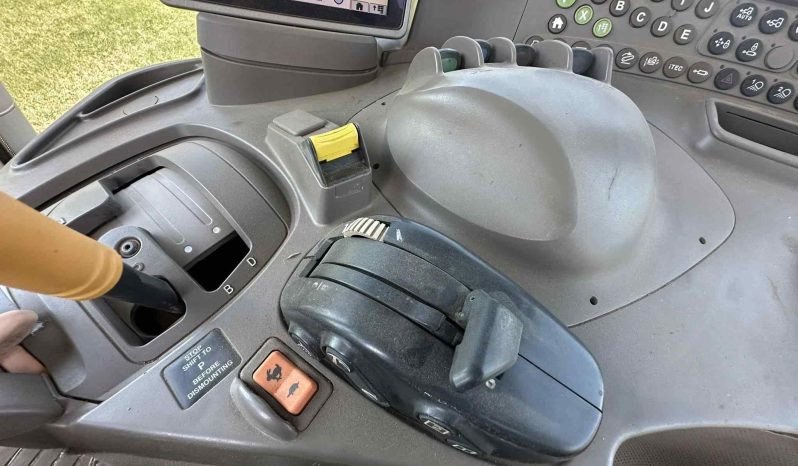 
								2012 JOHN DEERE 7200R full									