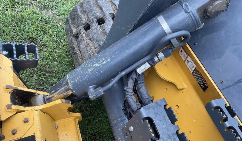 
								2023 DEERE 333G full									