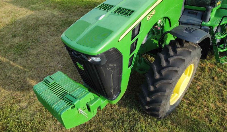 
								2007 JOHN DEERE 8230 full									