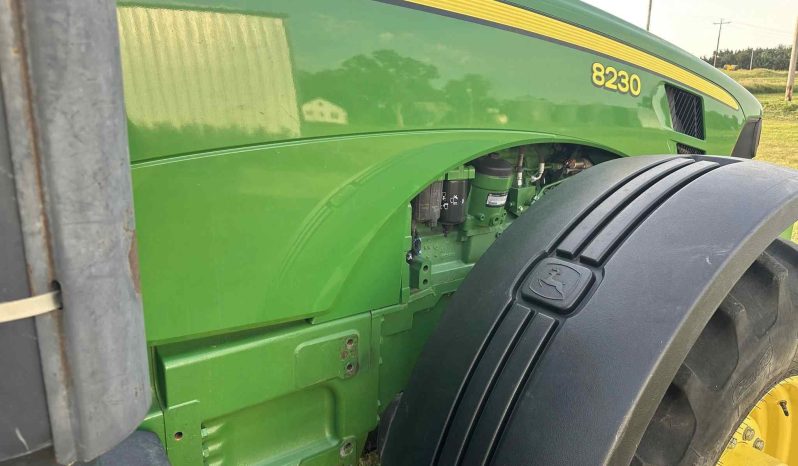 
								2007 JOHN DEERE 8230 full									