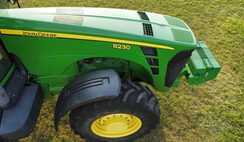 
								2007 JOHN DEERE 8230 full									