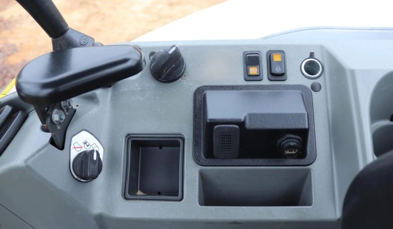 
								2023 BOBCAT E32R2 full									