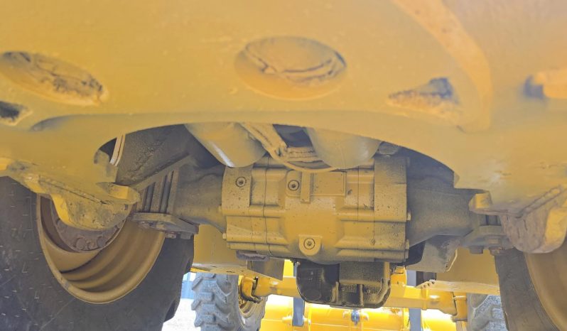 
								2011 DEERE 410J full									