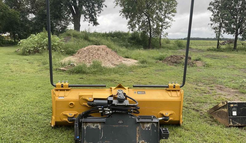 
								2023 DEERE 333G full									