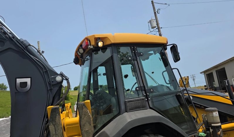 
								2011 DEERE 410J full									