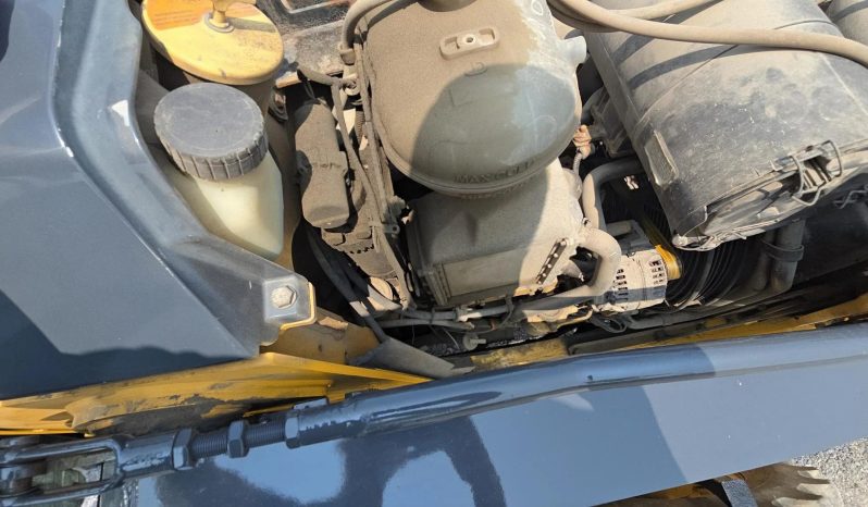 
								2011 DEERE 410J full									