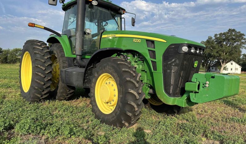 
								2007 JOHN DEERE 8230 full									