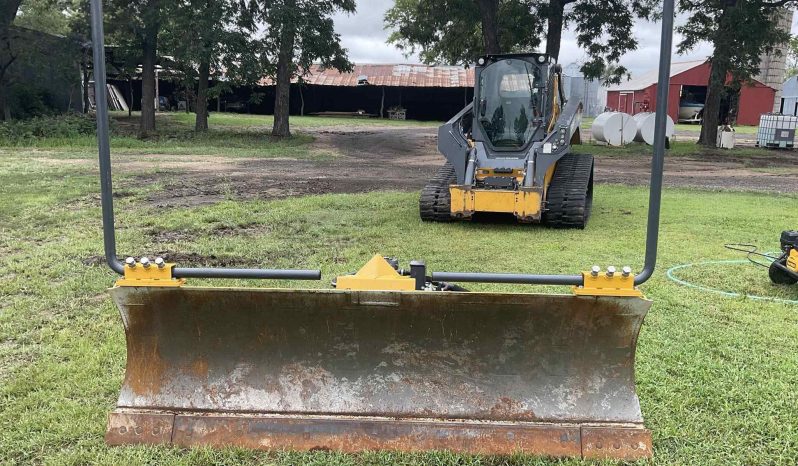 
								2023 DEERE 333G full									