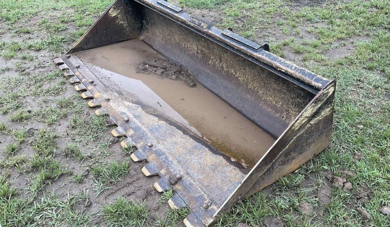 
								2023 DEERE 333G full									