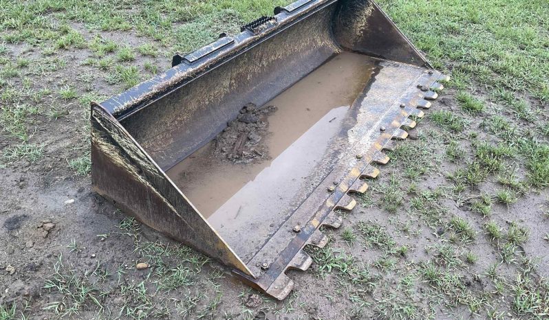 
								2023 DEERE 333G full									