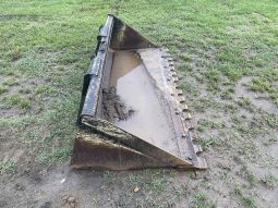 
										2023 DEERE 333G full									