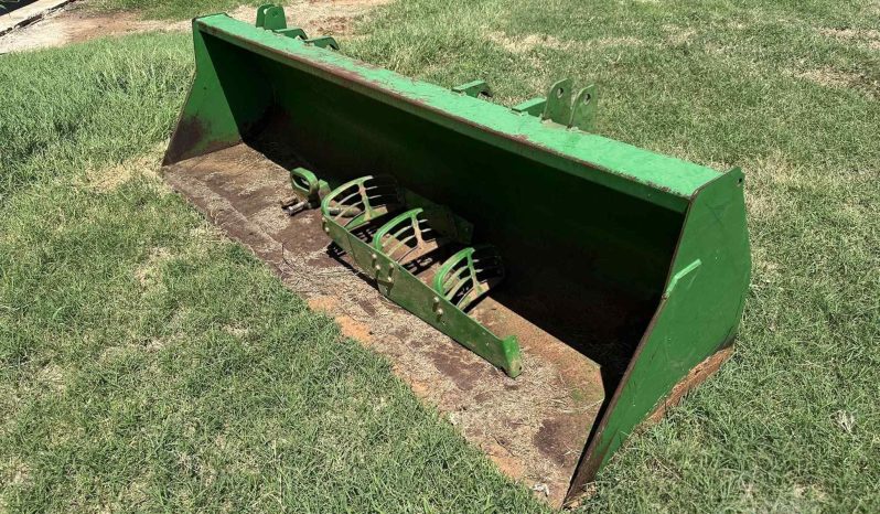 
								2012 JOHN DEERE 7200R full									