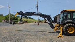 
										2011 DEERE 410J full									