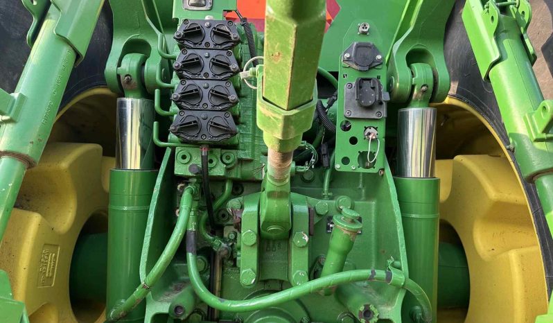 
								2007 JOHN DEERE 8230 full									