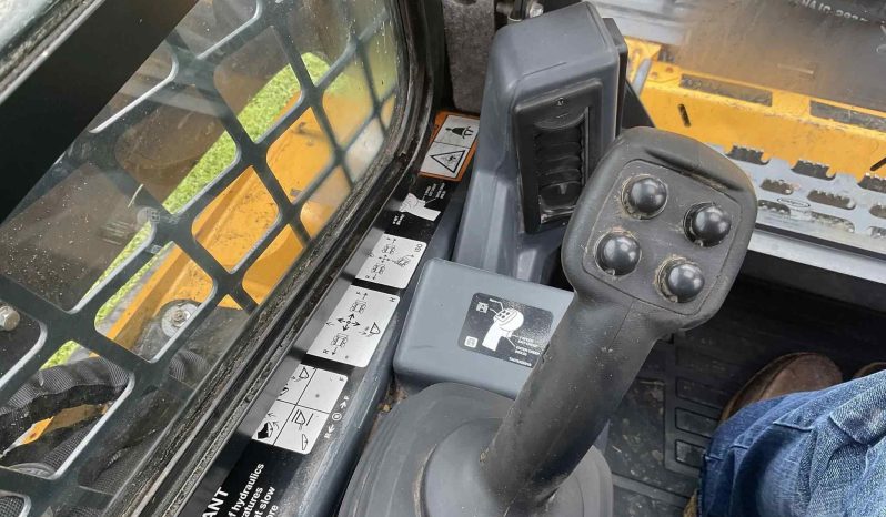 
								2023 DEERE 333G full									