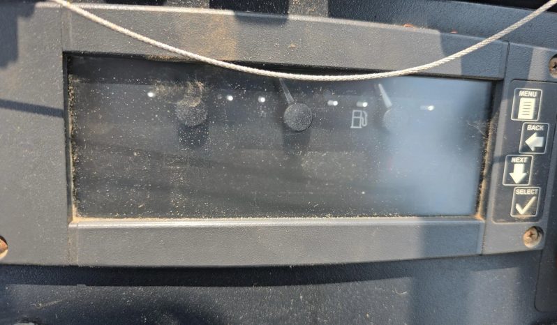 
								2011 DEERE 410J full									