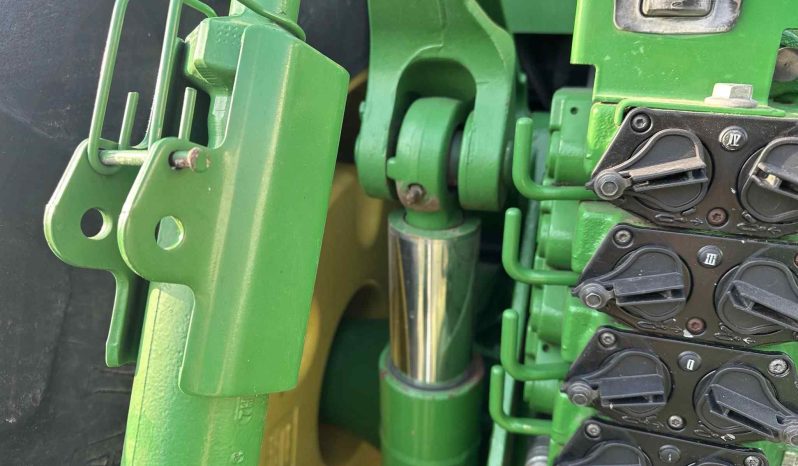 
								2007 JOHN DEERE 8230 full									