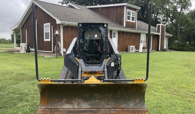 
								2023 DEERE 333G full									