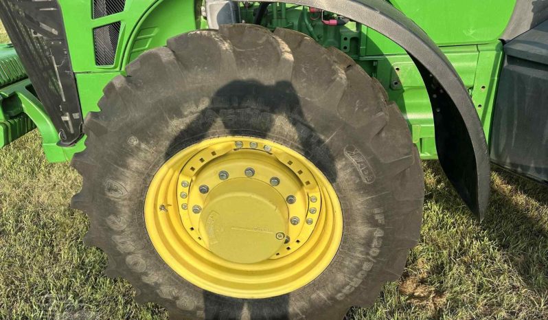 
								2007 JOHN DEERE 8230 full									