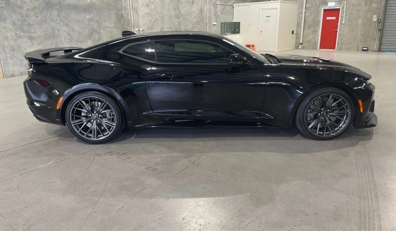 
								2020 Chevrolet Camaro full									