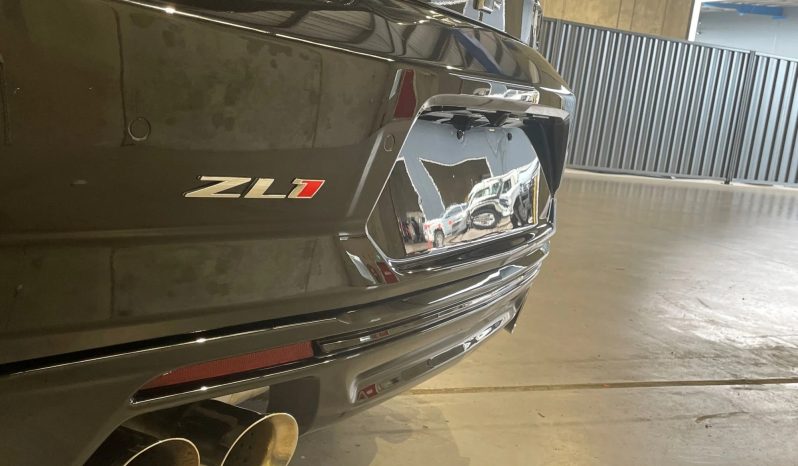 
								2020 Chevrolet Camaro full									