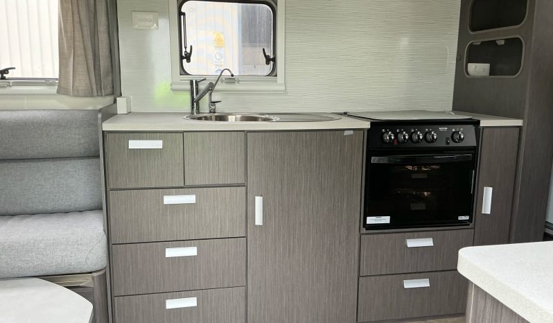 
								2019 Jayco Journey full									