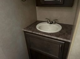 
										2017 Forest River Sonoma full									