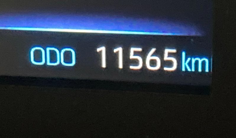 
								2020 Toyota Hiace full									