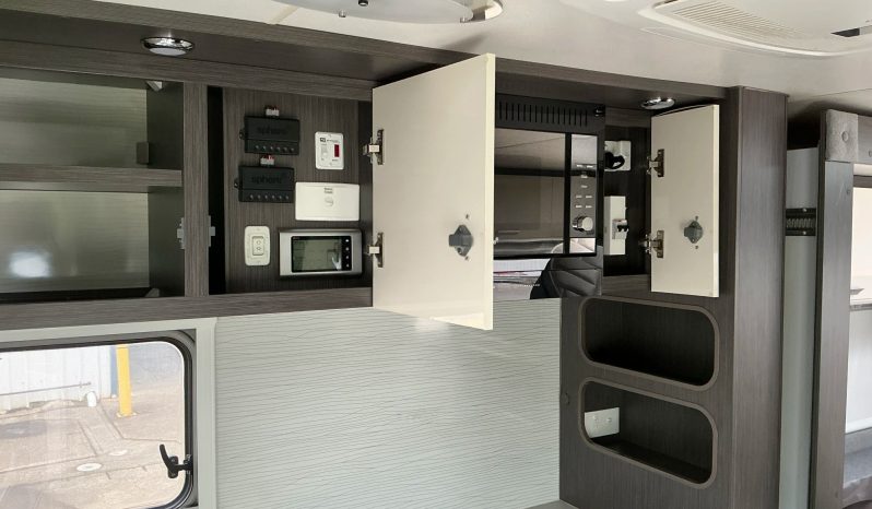 
								2019 Jayco Journey full									