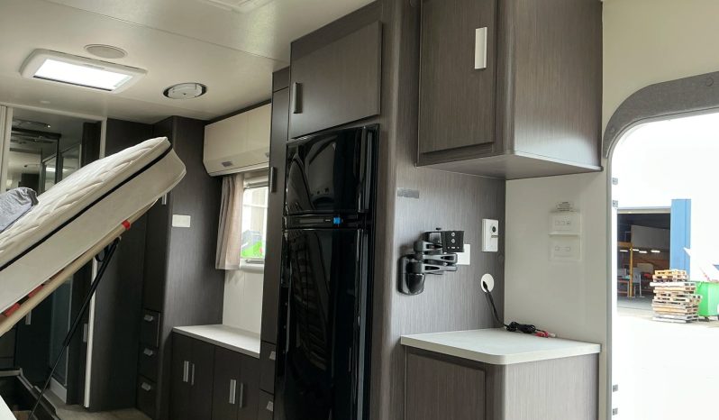 
								2019 Jayco Journey full									