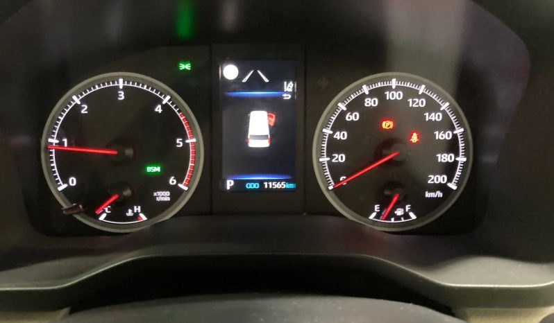 
								2020 Toyota Hiace full									