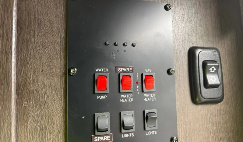 
								2017 Forest River Sonoma full									