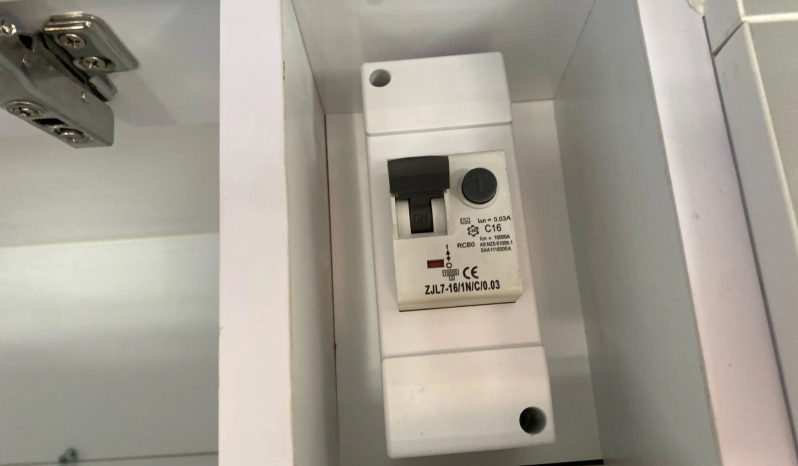 
								2023 Regent Cruiser full									