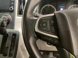 
										2020 Toyota Hiace full									