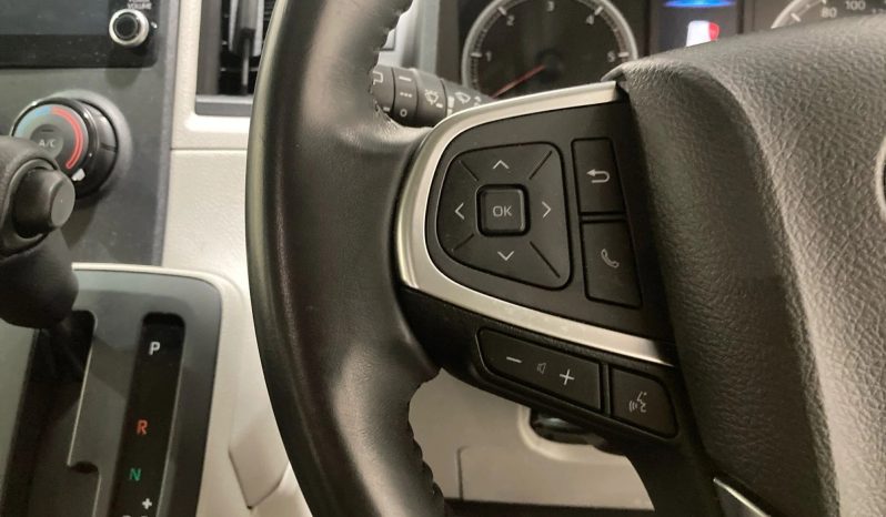 
								2020 Toyota Hiace full									