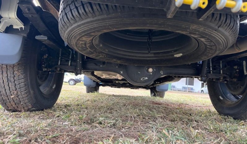 
								2023 Isuzu D-MAX full									